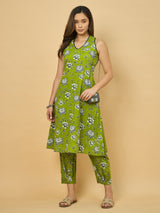 Azira Women’s Floral Printed Sleeveless Co-ords Set
