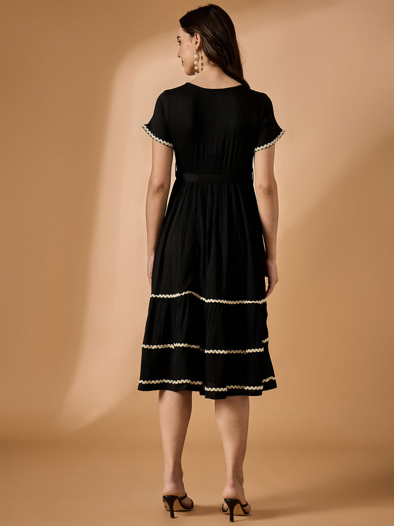 Black Solid Fit & Flared Dress
