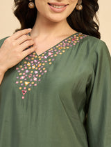 Green Solid Kurta With Palazzo