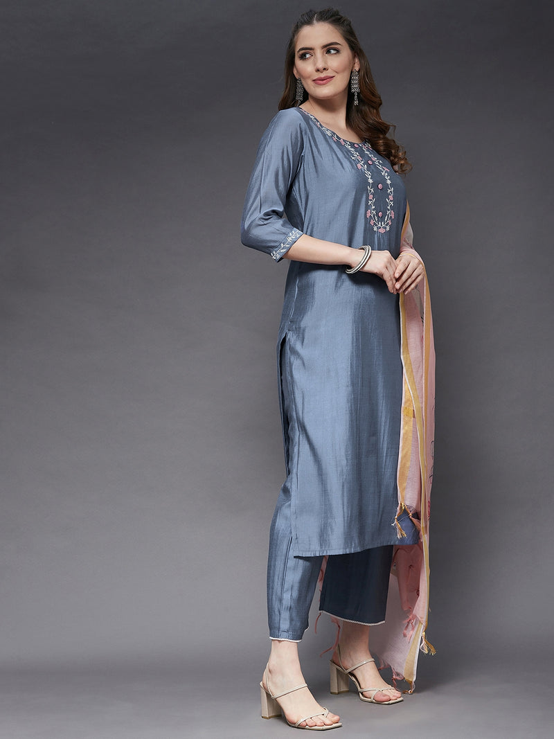 Embroidered Kurta With Pant And Dupatta