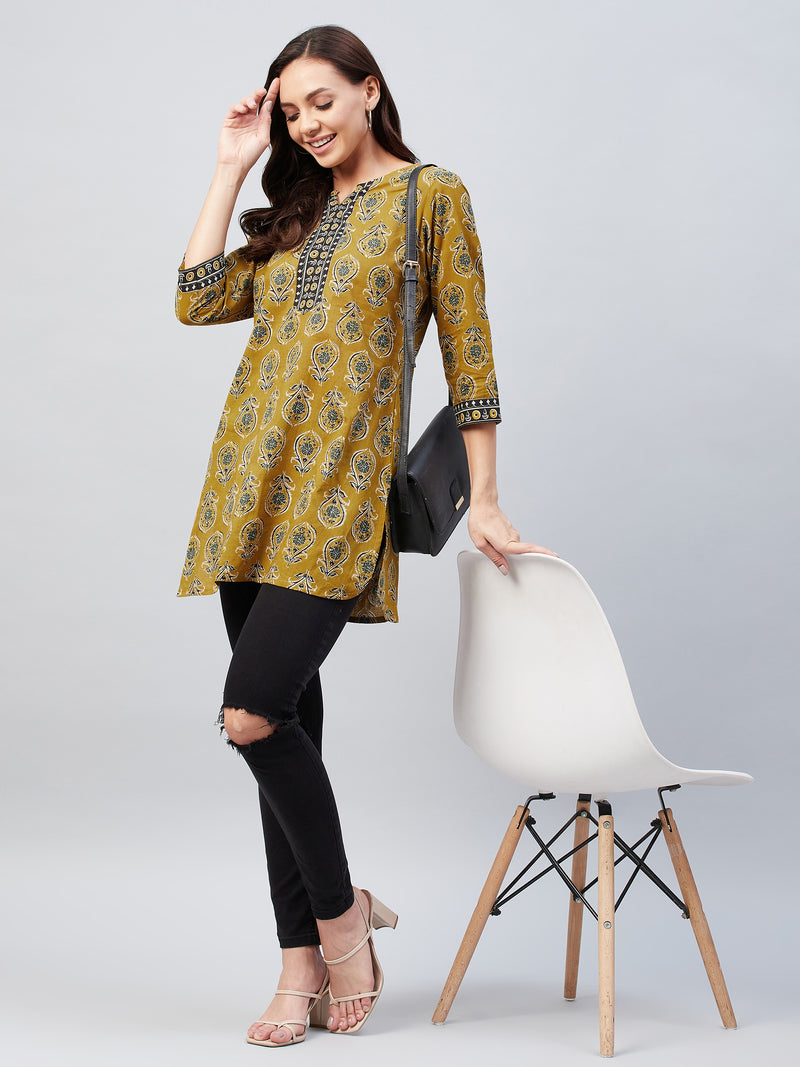 Olive Ethnic Printed Side Slit Straight Kurti